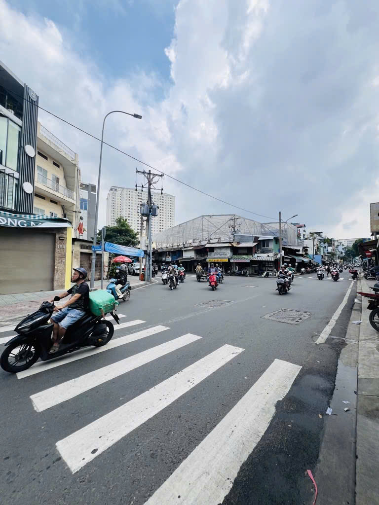 🔥 MẶT TIỀN LÊ ĐẠI HÀNH – 6 TẦNG – GIẢM 2 TỶ 🔥